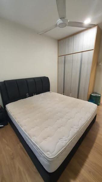Condominium for Sale at Lakefront Residence - Shanice Low - Bedroom - PropertyGuru.com.my