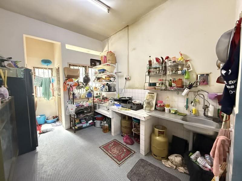 2-storey Terraced House for Sale in Taman Rasi (Menglembu) - Kelvin Chong - PropertyGuru.com.my