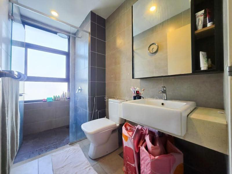 Kondominium untuk Dijual di Lakeville Residence - Zul Syafiq - Bathroom - PropertyGuru.com.my