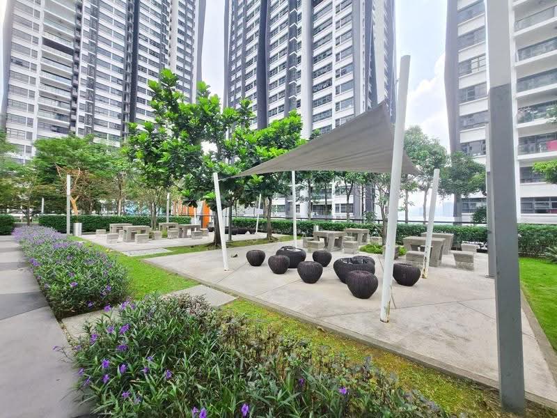 Kondominium untuk Dijual di Lakeville Residence - Zul Syafiq - Exterior - PropertyGuru.com.my