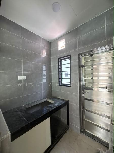 2-storey Terraced House for Rent in Bandar Uda Utama (Johor Bahru) - William Loke - Kitchen - PropertyGuru.com.my