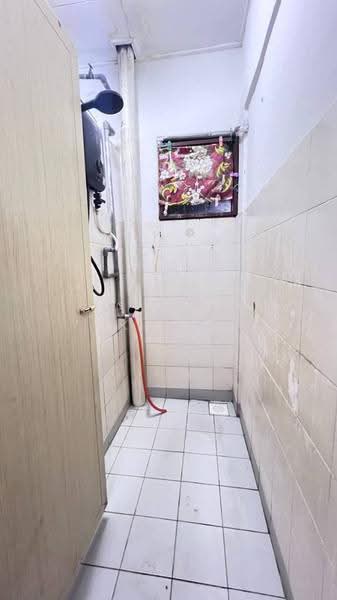 Apartment for Rent at Apartment Idaman - Jenny Khoo - Bathroom - PropertyGuru.com.my