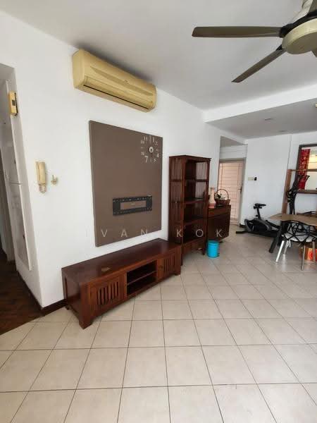 Kondominium untuk Dijual di Casa Damansara 2 - Ivan Kok - Living Room - PropertyGuru.com.my