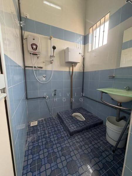 Rumah Teres 1-Tingkat untuk Disewa di Taman Perpaduan Koperasi (Tambun) - Kelvin Chong - Bathroom - PropertyGuru.com.my