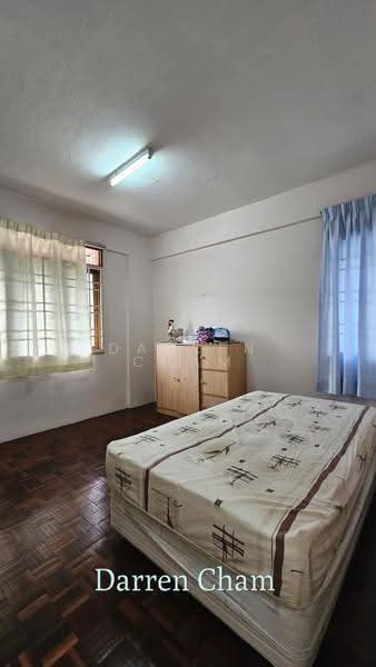 Kondominium untuk Dijual di Rifle Garden - Darren Cham - Bedroom - PropertyGuru.com.my