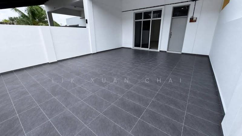 Rumah Teres 2-Tingkat untuk Dijual di Bandar Putra Kulai (Kulai) - Lik Xuan Chai - Exterior - PropertyGuru.com.my