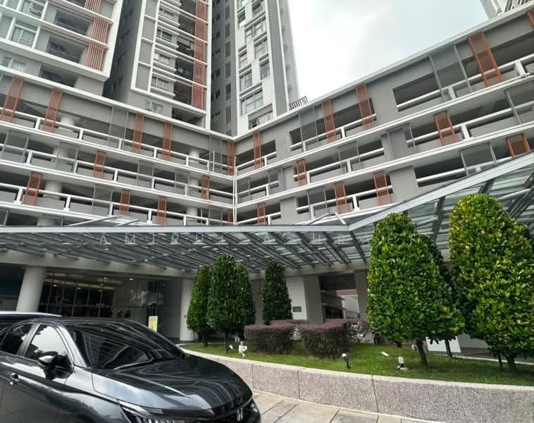 Retail Space for Sale in Bukit Jelutong (Shah Alam) - Amirul Ashraff - Exterior - PropertyGuru.com.my