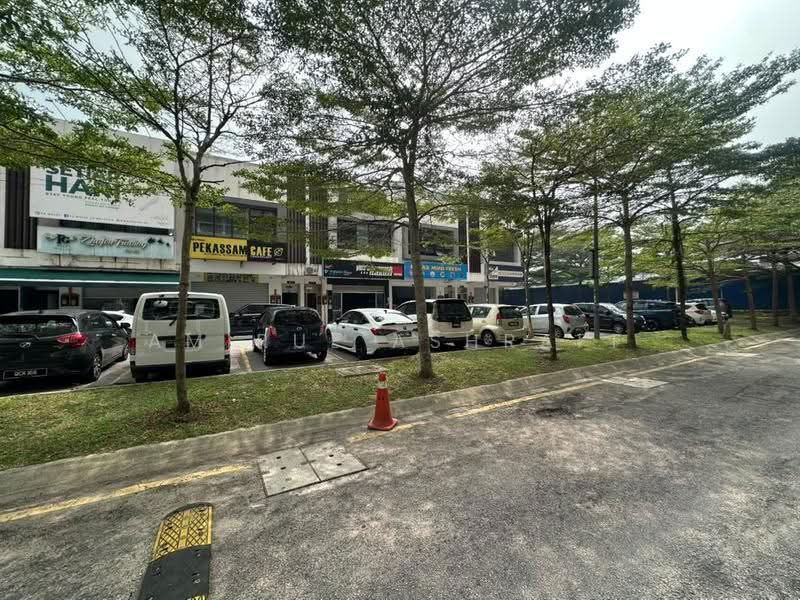Retail Space for Sale in Bukit Jelutong (Shah Alam) - Amirul Ashraff - Exterior - PropertyGuru.com.my