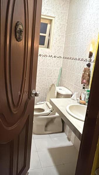 2-storey Terraced House for Sale in Kota Kinabalu (Sabah) - Sunnie Wu - Bathroom - PropertyGuru.com.my