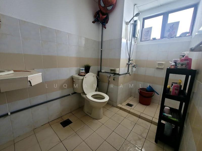 Kondominium untuk Dijual di Menara Polo - Luqman Ramli - Bathroom - PropertyGuru.com.my