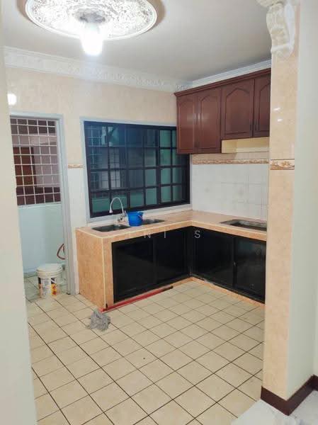 Apartment for Sale at Sri Intan 2 - Gini S - Kitchen - PropertyGuru.com.my