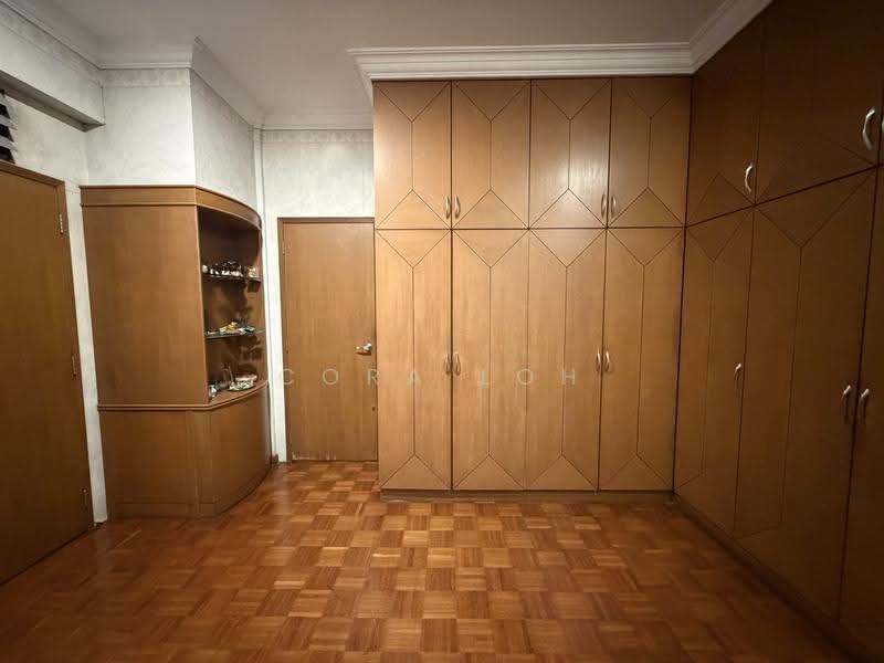 Bungalow House for Sale in Taman Munshi Ibrahim (Tampoi) - Cora Loh - Interior - PropertyGuru.com.my