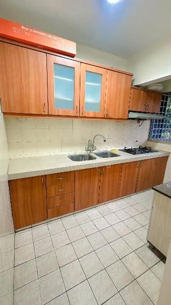 Pangsapuri untuk Dijual di saujana apartment - Kenny Chong - Kitchen - PropertyGuru.com.my