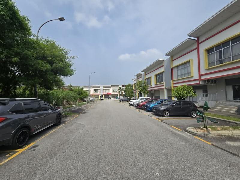 Kedai / Pejabat untuk Disewa di Taman Subang Bestari (Sungai Buloh) - Kenneth Wang - Exterior - PropertyGuru.com.my