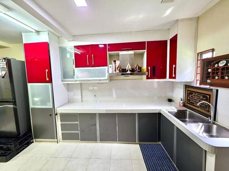 Terraced House for Sale in Taman Batu Tiga (Shah Alam) - Syafiq Sharifudin - Kitchen - PropertyGuru.com.my