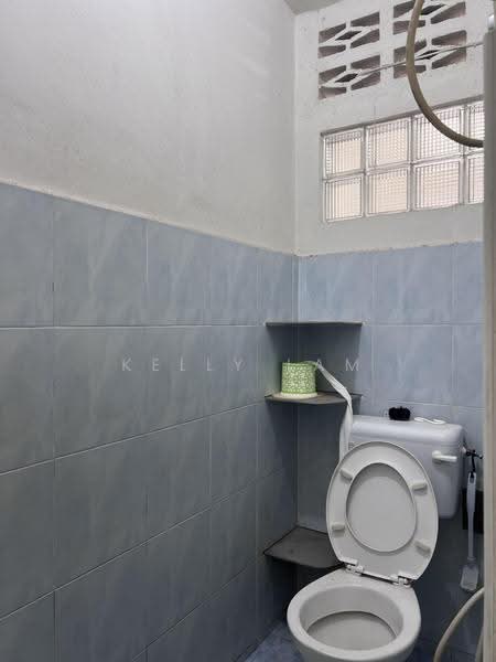 2-storey Terraced House for Sale in Taman Muda (Ampang) - Kelly Lam - Bathroom - PropertyGuru.com.my