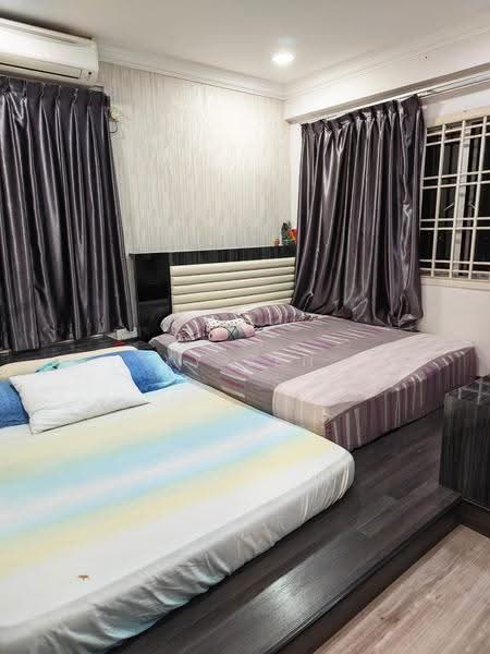 Pangsapuri untuk Disewa di Permas Ville Apartment - XY Sen - Bedroom - PropertyGuru.com.my