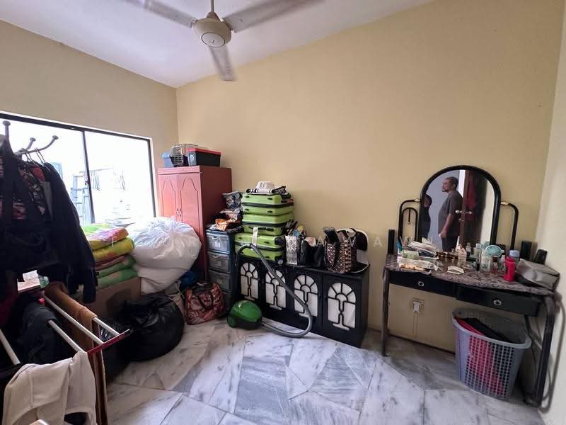 2-storey Terraced House for Sale in Shah Alam (Selangor) - Fauran Nawawi - PropertyGuru.com.my