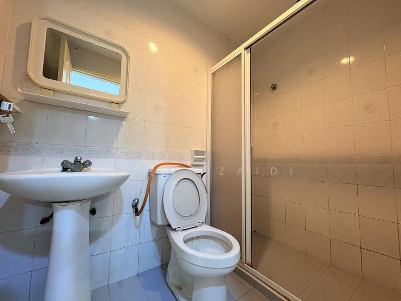 Rumah Bandar untuk Dijual di Country Heights (Kajang) - Afiqah zaidi - Bathroom - PropertyGuru.com.my