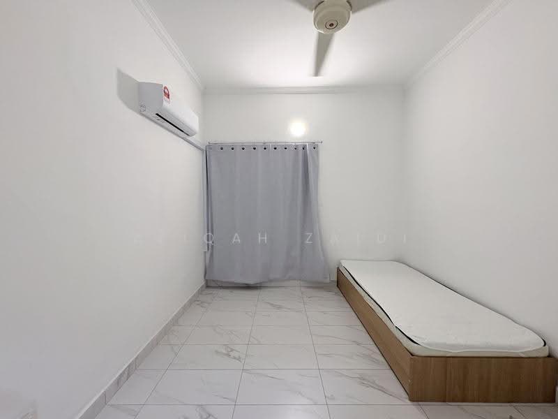 Rumah Bandar untuk Dijual di Country Heights (Kajang) - Afiqah zaidi - Bedroom - PropertyGuru.com.my