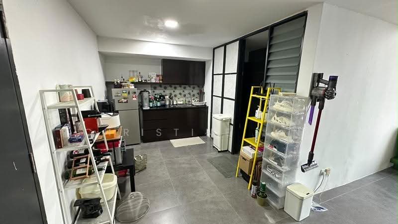 Condominium for Rent at Empire Damansara (Empire SOHO 2) - Christine Tan - Kitchen - PropertyGuru.com.my