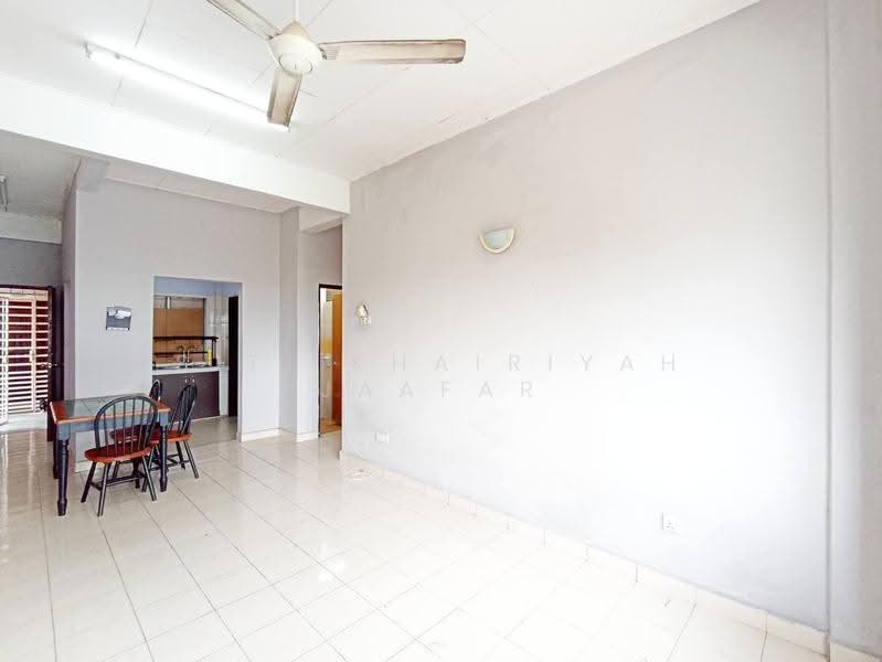 Pangsapuri untuk Dijual di Sri Kejora - SITI KHAIRIYAH JAAFAR - Dining Room - PropertyGuru.com.my
