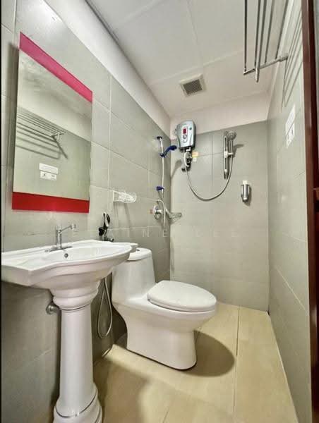 Shop for Rent in Pudu (KL City Centre) - Elaine Lee - Bathroom - PropertyGuru.com.my