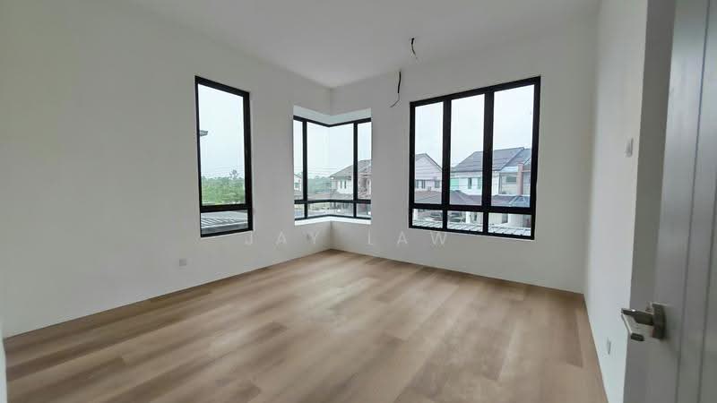 Semi-Detached House for Sale in Stapok (Kuching) - Jay Law - PropertyGuru.com.my