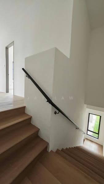 Semi-Detached House for Sale in Stapok (Kuching) - Jay Law - PropertyGuru.com.my