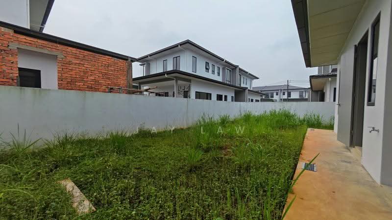 Semi-Detached House for Sale in Stapok (Kuching) - Jay Law - PropertyGuru.com.my