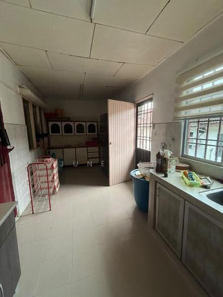 Terraced House for Sale in Taman Flora Heights (Pasir Gudang) - June Tan - Kitchen - PropertyGuru.com.my