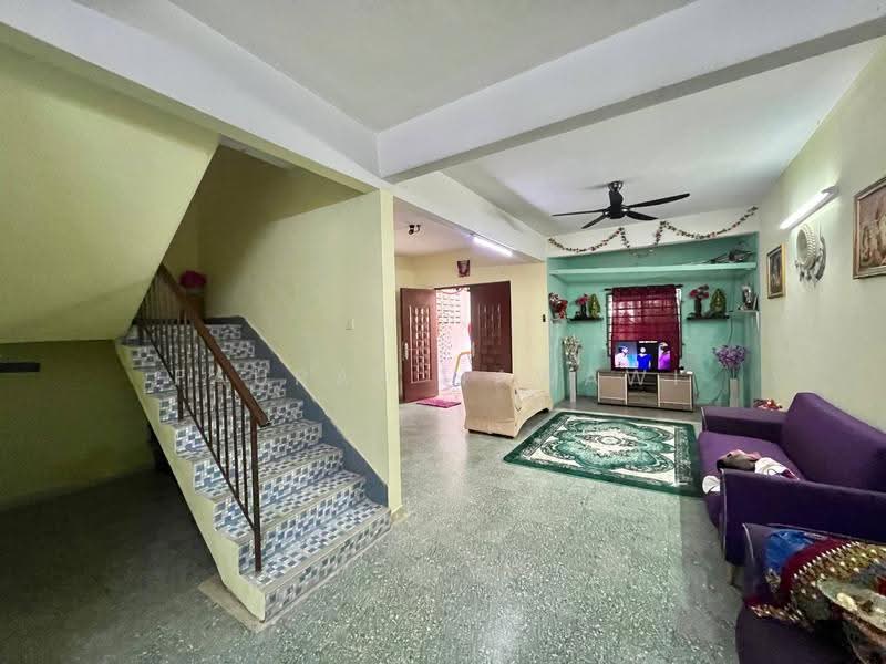 2-storey Terraced House for Sale in Taman Gembira (Klang) - Fauran Nawawi - PropertyGuru.com.my