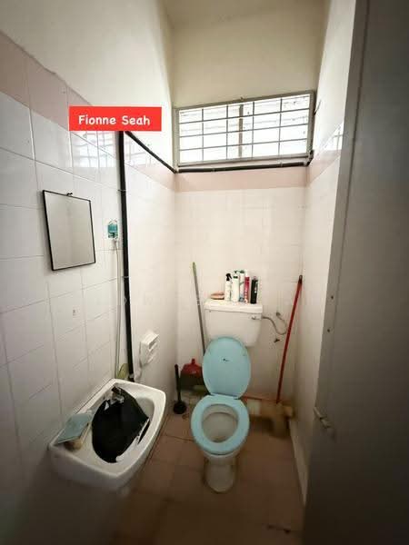 Pejabat untuk Disewa di Bayan Lepas (Penang) - Fionne Seah - Bathroom - PropertyGuru.com.my