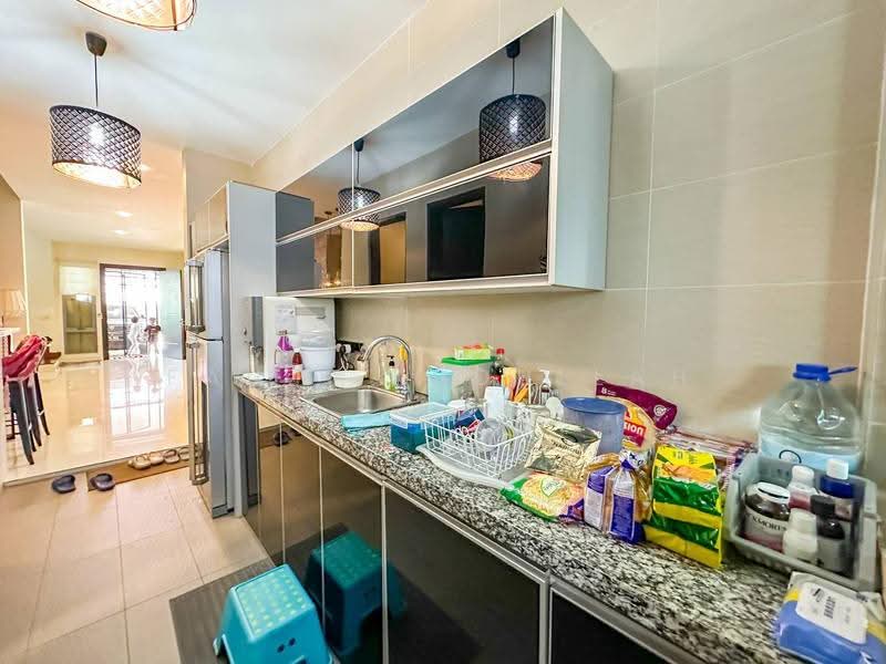 Rumah Berkembar untuk Dijual di Bangi Lakehill Villas (Bangi) - Fauzi Abdullah - Kitchen - PropertyGuru.com.my
