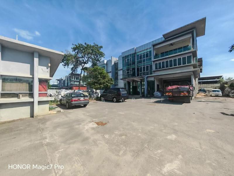 Factory for Sale in Kampung Bukit Kemuning (Shah Alam) - BILYA ARIFF - PropertyGuru.com.my