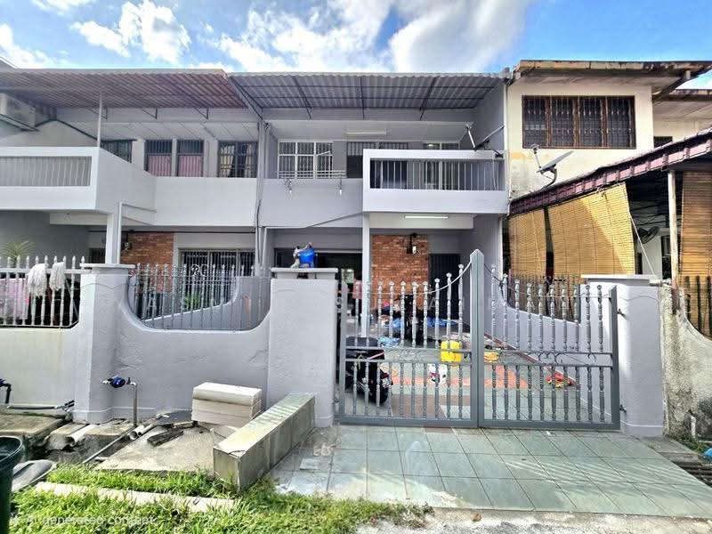 2-storey Terraced House for Sale in Pandan Indah (Ampang) - Yasmin Sulaiman - Exterior - PropertyGuru.com.my