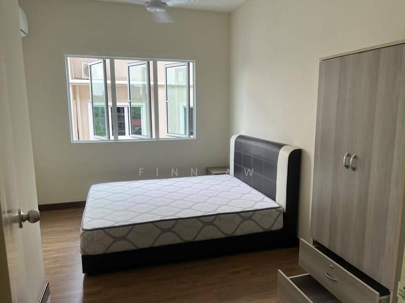 Pangsapuri untuk Disewa di Larkin Residence Phase 2 - Finn Aw - Bedroom - PropertyGuru.com.my