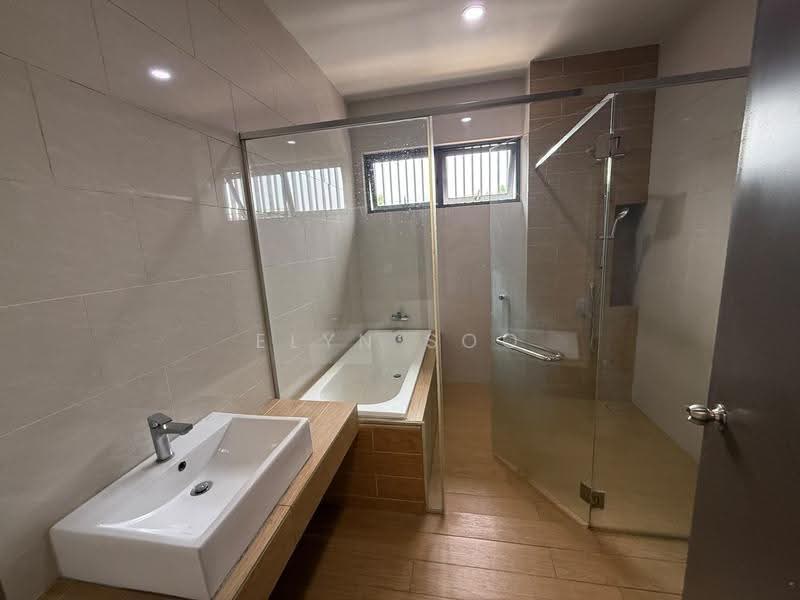 Rumah Berkembar untuk Disewa di Eco Sanctuary (Telok Panglima Garang) - Elyn Soo - Bathroom - PropertyGuru.com.my