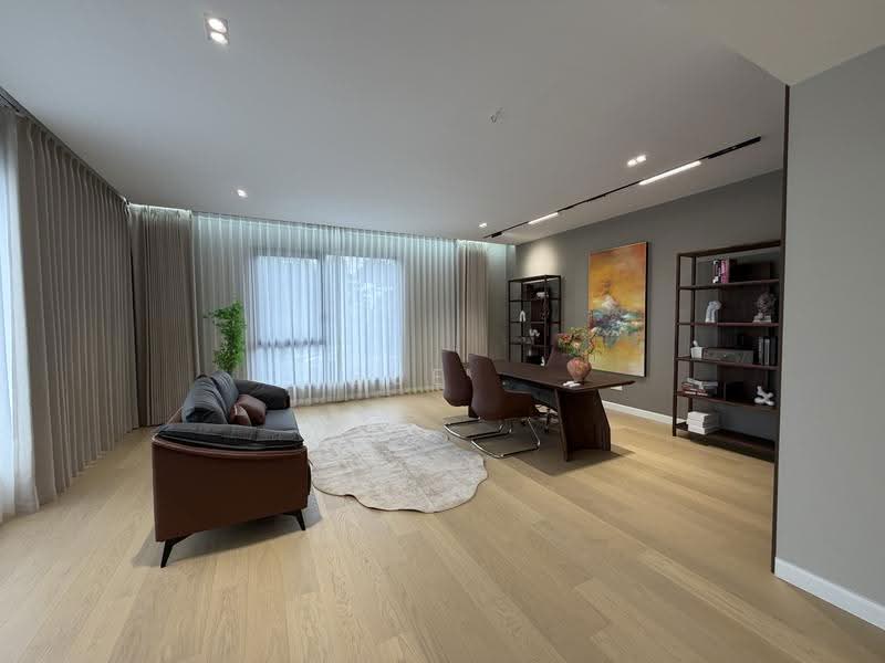 Bungalow House for Sale in Taman Tunku (Bukit Tunku (Kenny Hills)) - Sue . - Study - PropertyGuru.com.my