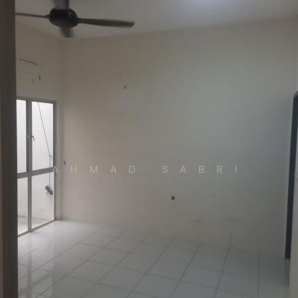 Rumah Bandar untuk Disewa di Cybersouth (Dengkil) - Ahmad Sabri - Interior - PropertyGuru.com.my