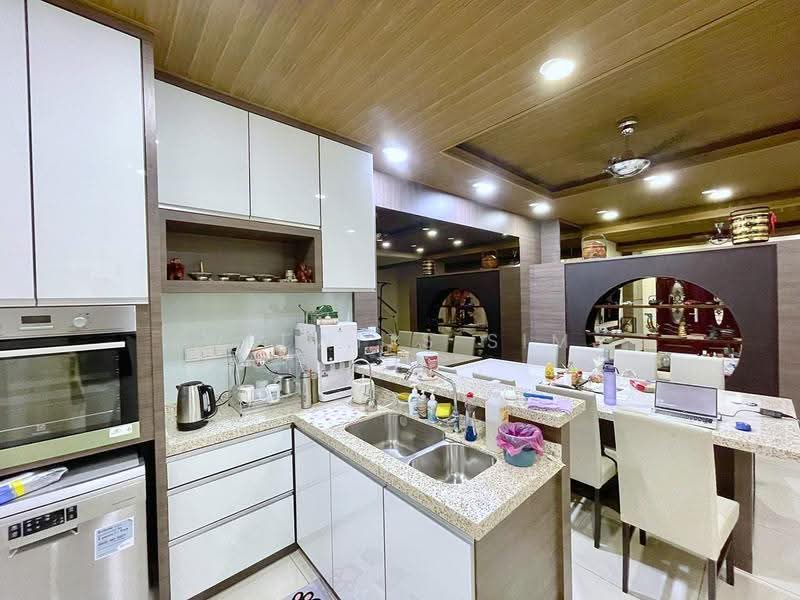 2-storey Terraced House for Sale in Bayan Lepas (Penang) - Welwits Sim - Kitchen - PropertyGuru.com.my