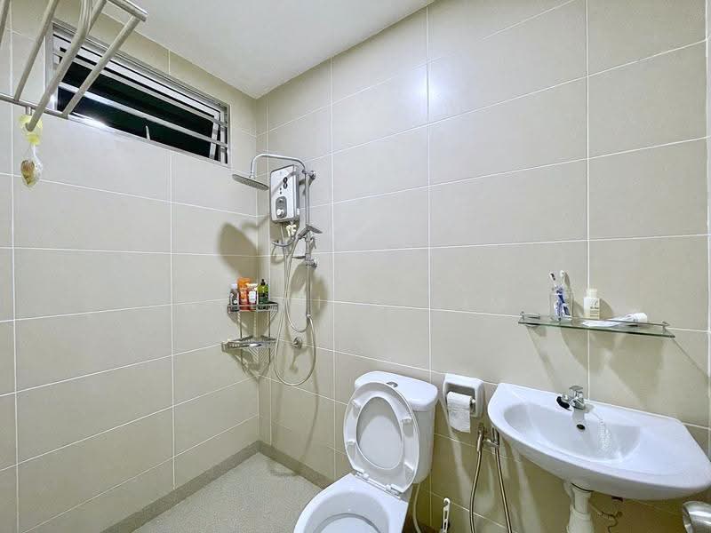 2-storey Terraced House for Sale in Bayan Lepas (Penang) - Welwits Sim - Bathroom - PropertyGuru.com.my