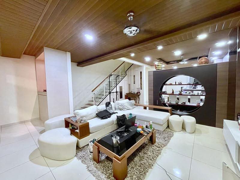 2-storey Terraced House for Sale in Bayan Lepas (Penang) - Welwits Sim - Living Room - PropertyGuru.com.my