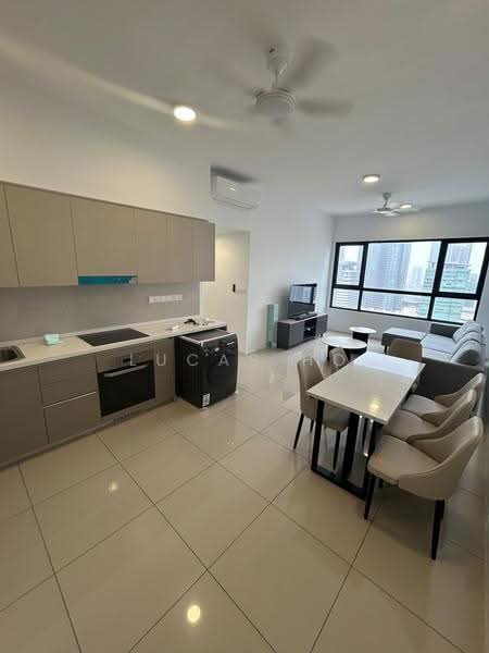 Kediaman Servis untuk Disewa di Residensi Estetik 8 (Est8) - Lucas Ho - Kitchen - PropertyGuru.com.my