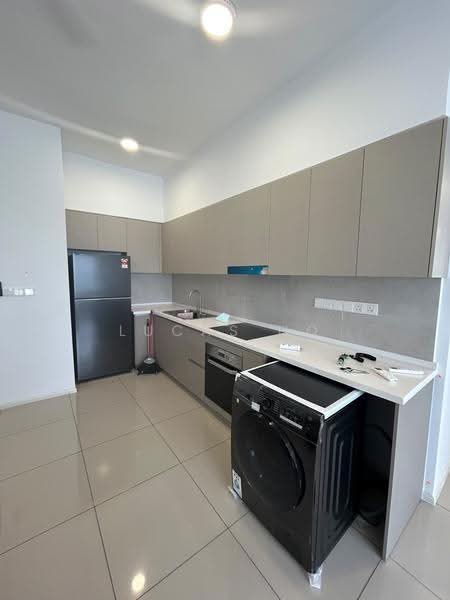 Kediaman Servis untuk Disewa di Residensi Estetik 8 (Est8) - Lucas Ho - Kitchen - PropertyGuru.com.my