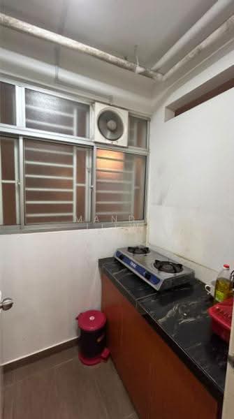 Apartment for Sale at De Cemara apartment setia alam - Mandy Liew - Kitchen - PropertyGuru.com.my