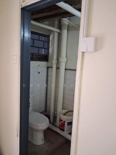 Kedai untuk Disewa di Taman Sri Rampai (Wangsa Maju) - Shane Khow - Bathroom - PropertyGuru.com.my