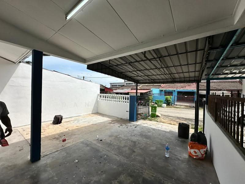 1-storey Terraced House for Sale in Mentakab (Pahang) - Daniel Yong - Exterior - PropertyGuru.com.my
