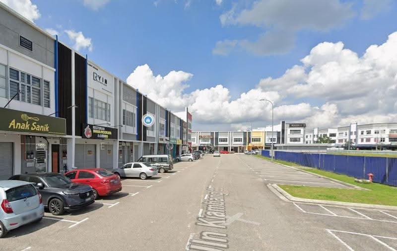 Shop for Sale in Bandar Indahpura (Kulai) - Ee Fong Toh - Exterior - PropertyGuru.com.my