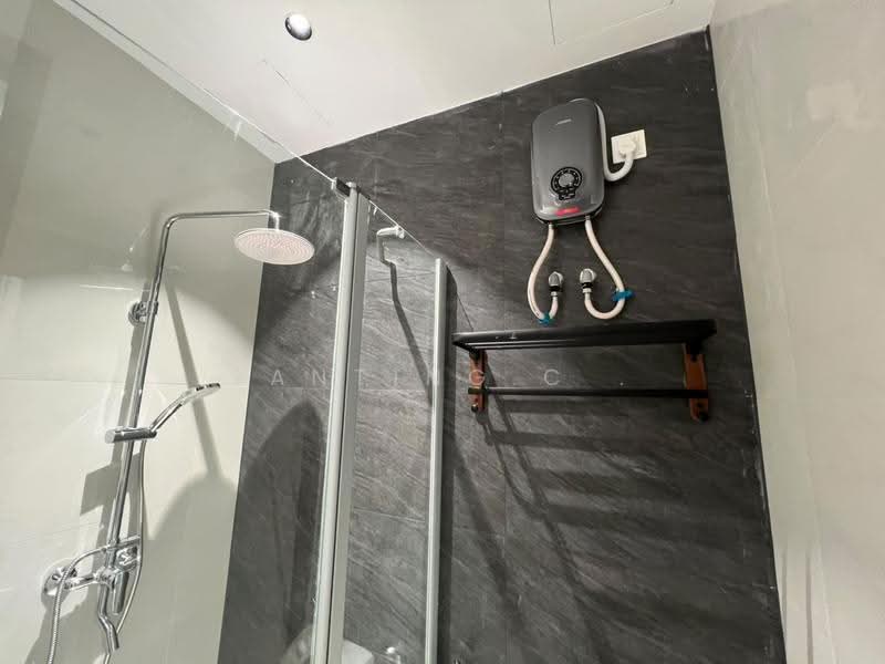 Condominium for Rent at Bay Point @ Country Garden Danga Bay - YANTING.C . - Bathroom - PropertyGuru.com.my